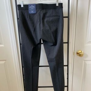 New Gap Stretch Slacks size 6 Dark Grey